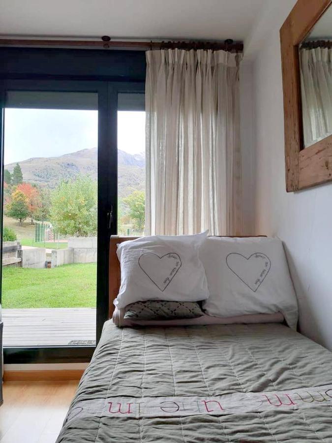3 Bedrooms Appartement With Shared Pool Enclosed Garden And Wifi At Panticosa 2 Km Away From The Slopes Luaran gambar